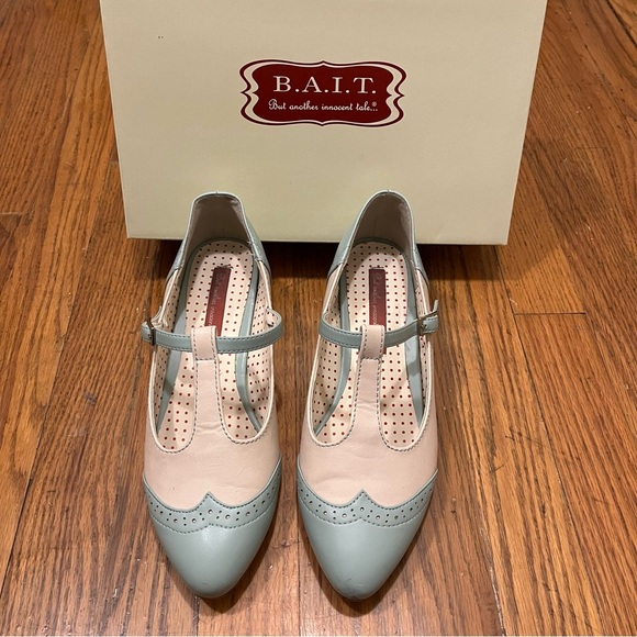 BAIT Ione Mary Jane T-strap 8.5 - Picture 2 of 5